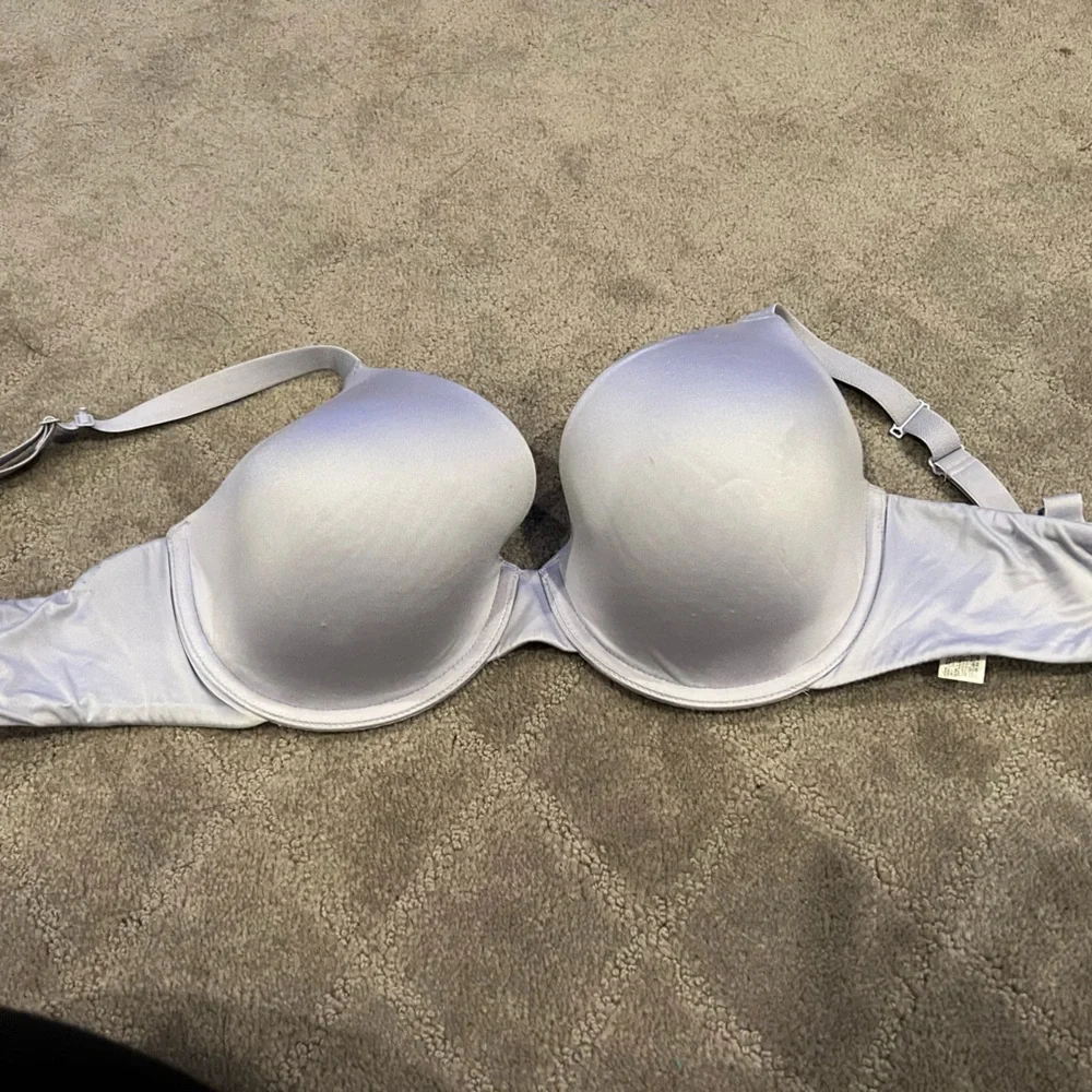 B Tempted - Picture 1 of 3